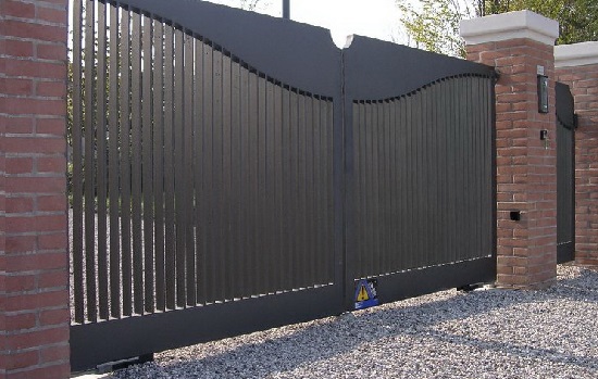 Купить новые ворота Абакан откатные в Дальнереченске по цене от 81664 руб