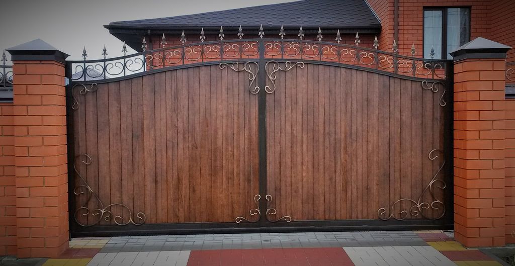 Купить простые ворота для дома: советы по выбору, установке и уходу в Дальнереченске от 32666 руб | ВоротМастер-Длн