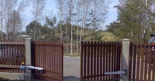 Купить распашные ворота из штакетника Дальнереченск, цена от 2706 руб.